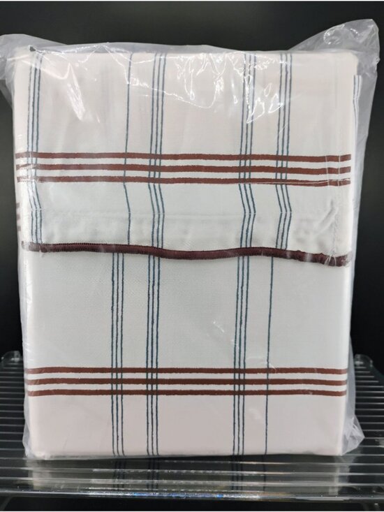 Target Other - TwinXL Plaid Sheet Set With Flat & Fitted Sheets + Pillowcase